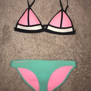 Triangl Bikini